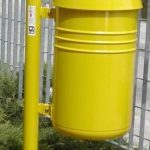 Contenitore Per Rifiuti a Forma Cilindrica Con Nervature