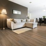 PAVIMENTO LAMINATO 8 MM ROVERE MEDIO STIRLING 2,131 MQ