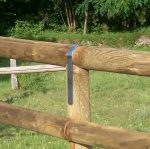 Mezzo Palo In Lego Di Pino Nordico Tornito Impregnato - Trattato Classe Iii - Diametro: 8cm - H200 cm - immagine 3