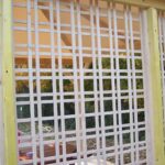 KIT grigliato in legno - su lato da 3,5 m - per  gamma OM   3,30  m tra pali , 2,0 m alt. - peso 30 kg