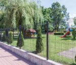 Palo Tubolare Marrone 50x50 mm - Altezza Palo 150 cm - Completo di 3 Piastrine - a Cementare - immagine 3