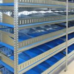 Scaffalatura per minuterie, completa, lunghezza 15 metri , altezza 2,00 mt, profondità 40 cm con 4 ripiani in altezza