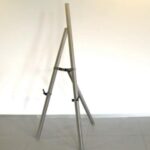 Espositore Treppiede Modulare Regolabile in Acciaio Inox