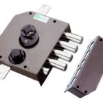 Mottura SERRATURA LEGNO APPL. D/M 4M+S TRIP. Art. 20.530 E.60 Dx - cil.45