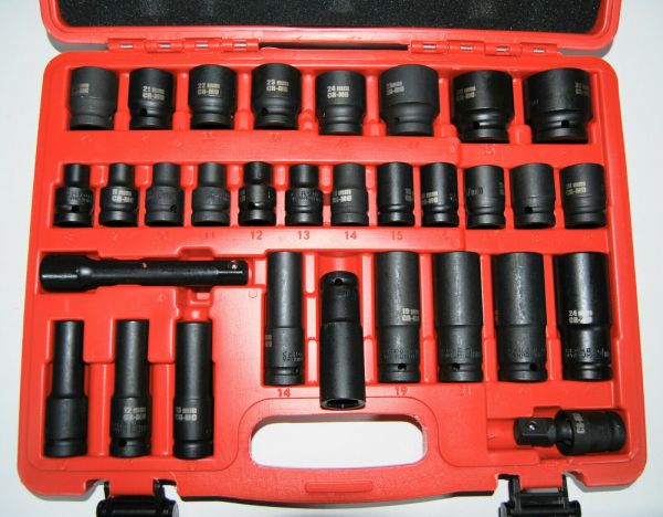 Bussole-impatto-32-pz-rinforzate-avvitatore-pneumatico-1-2-8-32-big-2036-797.jpg Bussole impatto 32 pz rinforzate avvitatore pneumatico 1/2" 8 32 mm prolunga - immagine 1