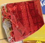 SHOPPERS IN CARTA PLASTIFICATA HOLOGRAFICA 157gr- cm 25x12x H.35 -  conf. 10 pz - immagine 3