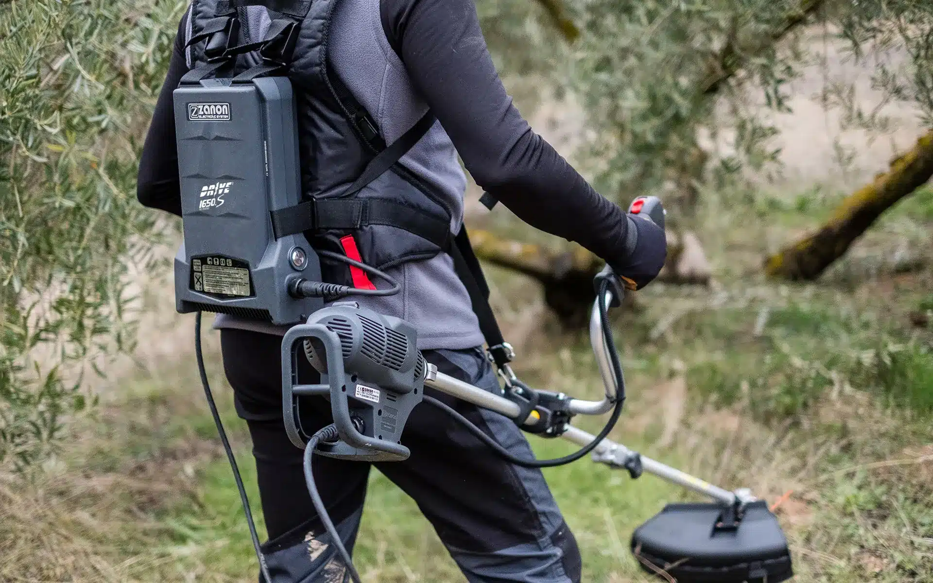 drive-1450-2004-s-slider-7_3580431e48aedf97dcedf972d1481942 Batteria Drive 1650.S - immagine 1