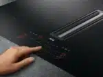 AEG CCE84779CB Piano cottura induzione cm. 83 con cappa integrata da 585 m³/h - vetroceramica nero - immagine 10