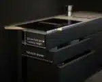 AEG CCE84779CB Piano cottura induzione cm. 83 con cappa integrata da 585 m³/h - vetroceramica nero - immagine 3