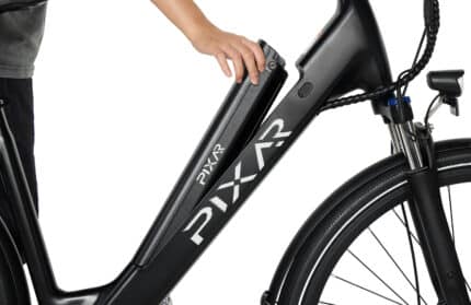 City eBike elettrica 250W step-thru per mobilità urbana