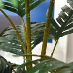 Palma in Plastica Decorativa con 20 Foglie, Pianta Finta con Vaso per Interno ed Esterno Alta 140cm - immagine 7