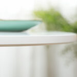 Tavolo Rotondo Moderno per 2 Persone in MDF e Acciaio , Ø70x75cm, Bianco - immagine 7