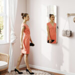 Specchiera Portagioie da Parete e Porta con Specchio Interno Illuminato e Serratura, 37x10x120 cm - immagine 2