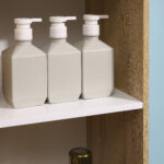 Scaffale Bagno Salvaspazio in Legno, Mobiletto a Colonna con Ripiani, Armadietto e Cassetto, Bianco, 32,6x30x171,2cm - immagine 9