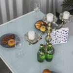 Set 5 Pezzi con 1 Tavolo e 4 Sedie per Cucina o Sala da Pranzo in Finta Pelle, Metallo e Vetro Temperato, Bianco - immagine 9