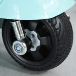 Moto Elettrica per Bambini 18-36 mesi con Licenza Ufficiale Vespa, Fari e Clacson, 66.5x38x52 cm, Verde - immagine 9