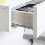 Set 2 Comodini Sospesi in Legno, Design Moderno, 40x30x15cm - Bianco - immagine 6