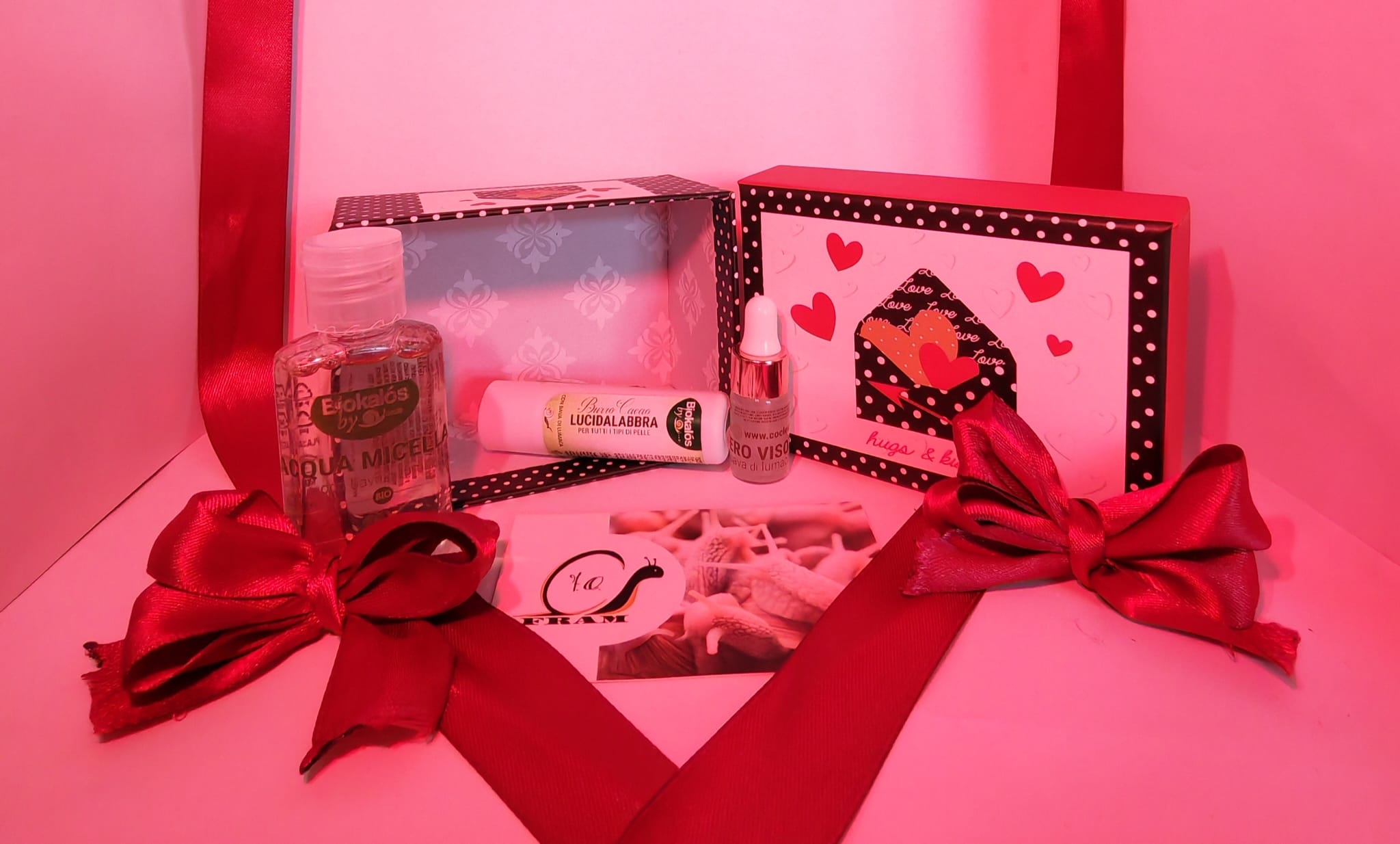 WhatsApp Image 2026-02-01 at 15.24.58 (1) Love Box ( lucidalabbra, siero viso, acqua micellare) - immagine 1