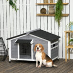 Casetta per Cani in Legno con Design Rialzato, Tenda Protettiva e 2 Finestre, 109x79x72 cm - immagine 2