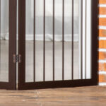 Cancellino Portatile da 3 Sezioni per Cani e Animali Domestici Divisorio di Sicurezza Pieghevole, 160x1,2x76 cm, Marrone - immagine 8