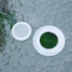 Tavolo da Giardino in Metallo e Vetro con Foro Ombrellone 120x80x70cm - immagine 8