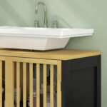 Mobile Sottolavabo Bagno con 2 Ante a Doghe in Legno di Bambù e MDF con Intaglio a U, 60x30x70cm - immagine 8