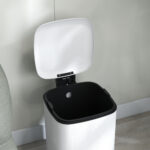 Bidone Immondizia da 12L a Pedale con Chiusura Silenziosa, in Metallo e PP, 24,5x32x34,5 cm, Bianco - immagine 9