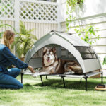 Lettino per Cani con Copertura a 3 Lati Rimovibile, in Poliestere e Acciaio, 122x92x94 cm, Grigio Chiaro e Nero - immagine 2