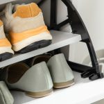 Mobile Scarpiera Moderno per 12 Paia di Scarpe con 2 Ante a Ribalta e Cassetto, 76x26x110 cm, Bianco - immagine 9