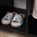 Armadio con 2 Guardaroba, 5 Ripiani e 6 Ruote, in Legno e Alluminio, 120x40x128 cm, Nero - immagine 8