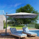 Ombrellone a Sbalzo con Manovella e Base a Croce, in Poliestere, Alluminio e Metallo, 365x297x256 cm, Grigio Chiaro - immagine 8