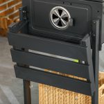 Barbecue a Carbone con Coperchio con Termometro, Griglia Regolabile, Ruote e Tavolini, Nero - immagine 9
