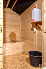 Casetta a pannelli 16 mm, 1,40 X 1,40 m 2.00m² con pavimento e WC a secco - immagine 12