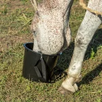 Secchio d'alimentazione per cavalli, 12 l - immagine 4