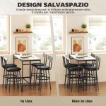 Set Tavolo Alto e 4 Sgabelli da Bar con Schienale e Poggiapiedi in Stile Industriale, Grigio Cemento - immagine 6